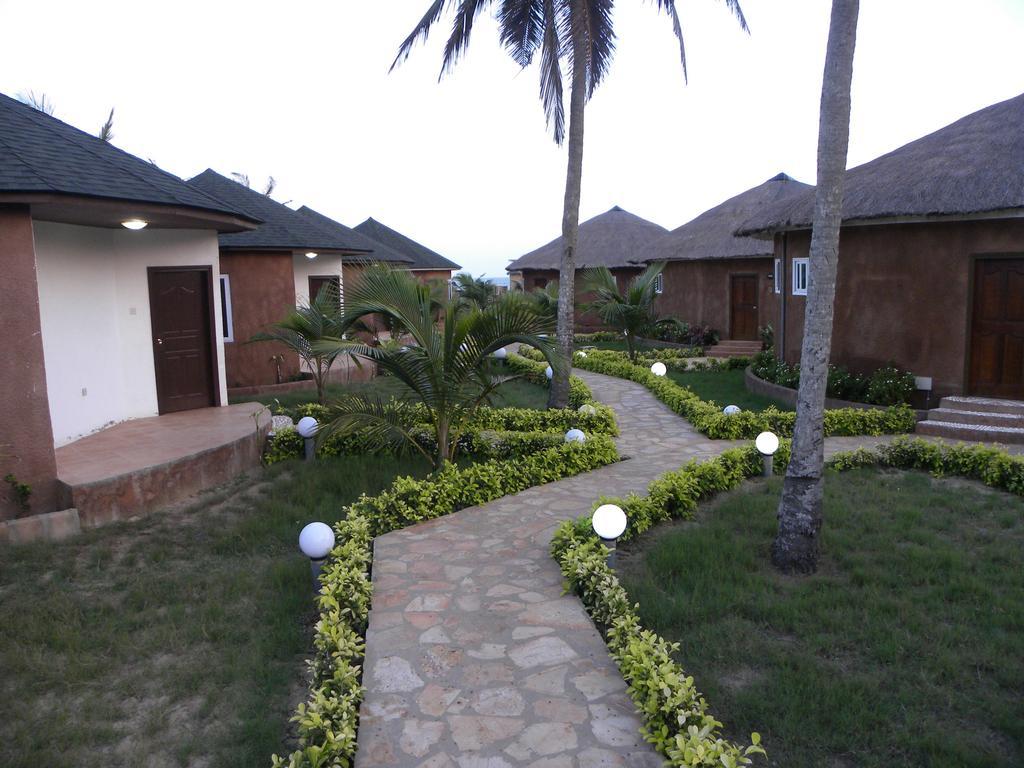 Legacy Tribe Beach Resort Prampram Exterior foto